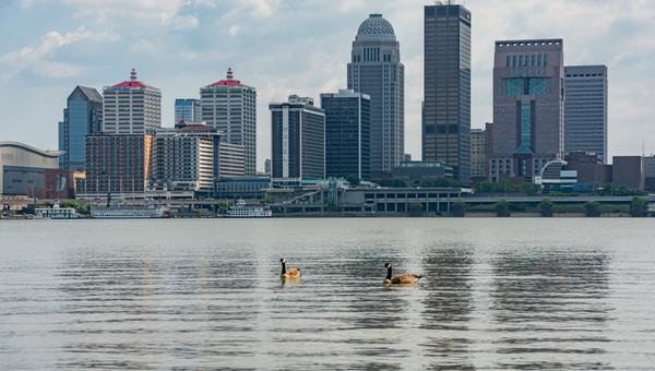 Louisville, KY skyline