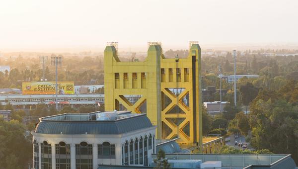 Sacramento, CA skyline